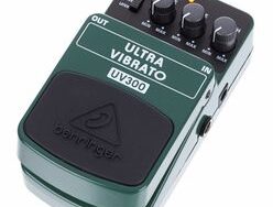 Behringer UV300 Ultra Vibrato Pedal