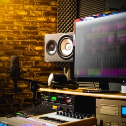 Studio Monitors