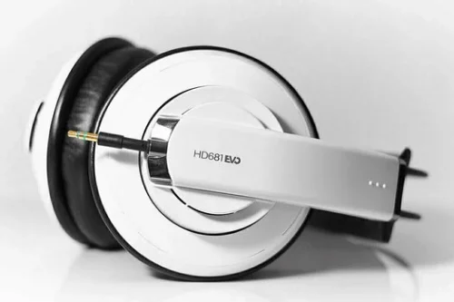 Superlux HD 681 EVO Studio Headphones - Image 2